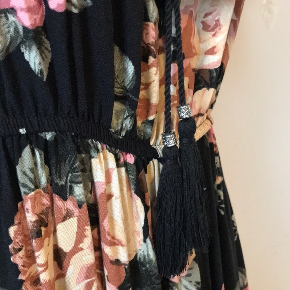 Large Floral Off The Shoulder Dress - Picture 9 of 15